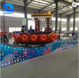 Κίνα Η διασκέδαση οδηγά το μίνι πετώντας αυτοκίνητο 8/12 άτομα για τα παιχνίδια καρναβαλιού παιδιών εργοστάσιο